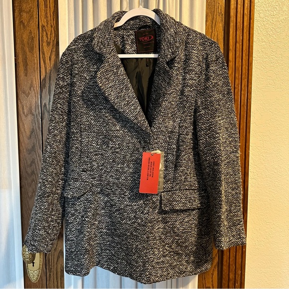 Yoki Black Tweed Jacket - Picture 9 of 9